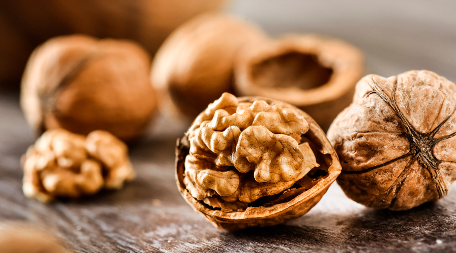 Walnut/Akhrot